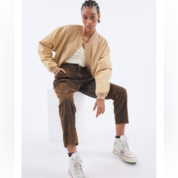 Urban Renewal Remnants Acid Wash Twill Pant S brown pleated pockets NWT - Picture 4 of 15